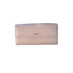 Furla Babylon Extra Large Bifold Leather Wallet in Pale Pink